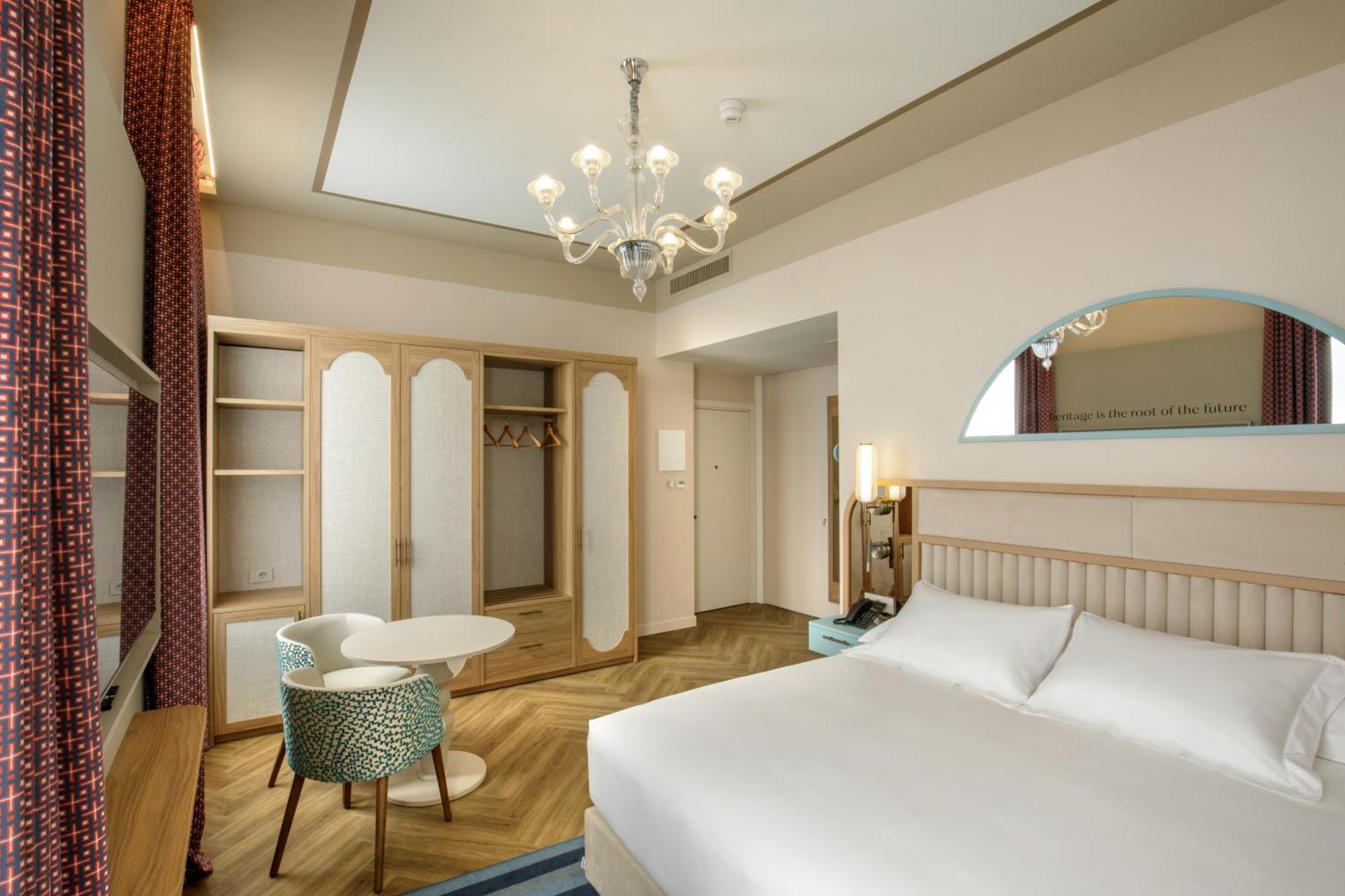 King Guest Room