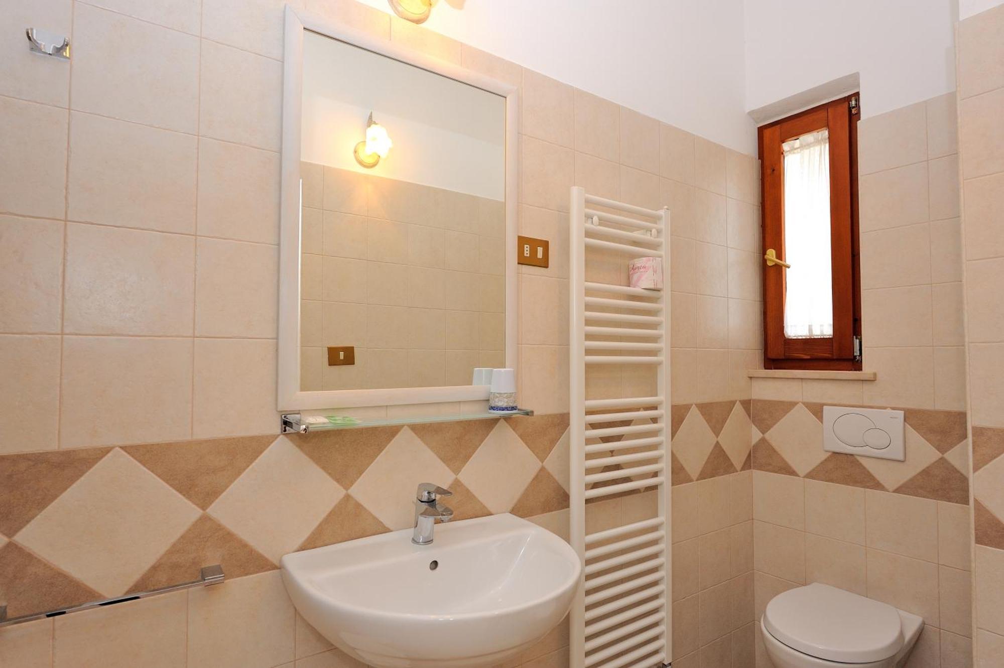 Triple Room,707547472:JPEG
